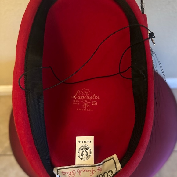 Small cranberry 100% wool hat with black feather design made in USA - Picture 5 of 8